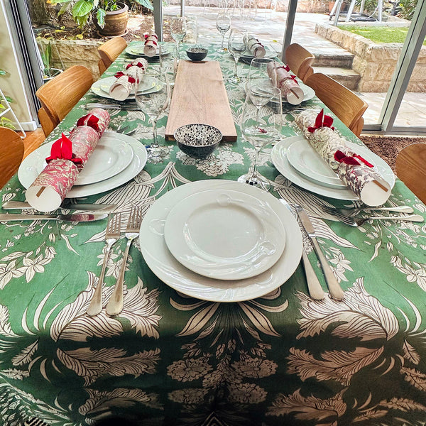 "Country Garden" Linen Tablecoth - EMERALD
