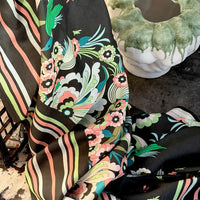 "Hummingbird Garden" Linen Tablecloth - MEADOW