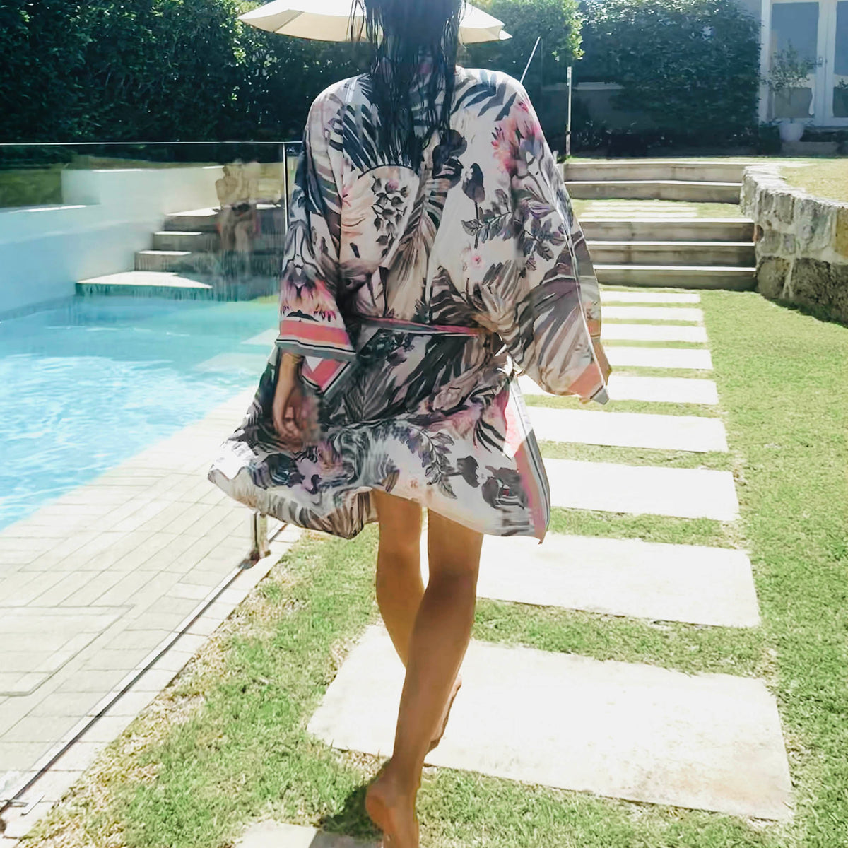Majestic Palm Kimono - Sand