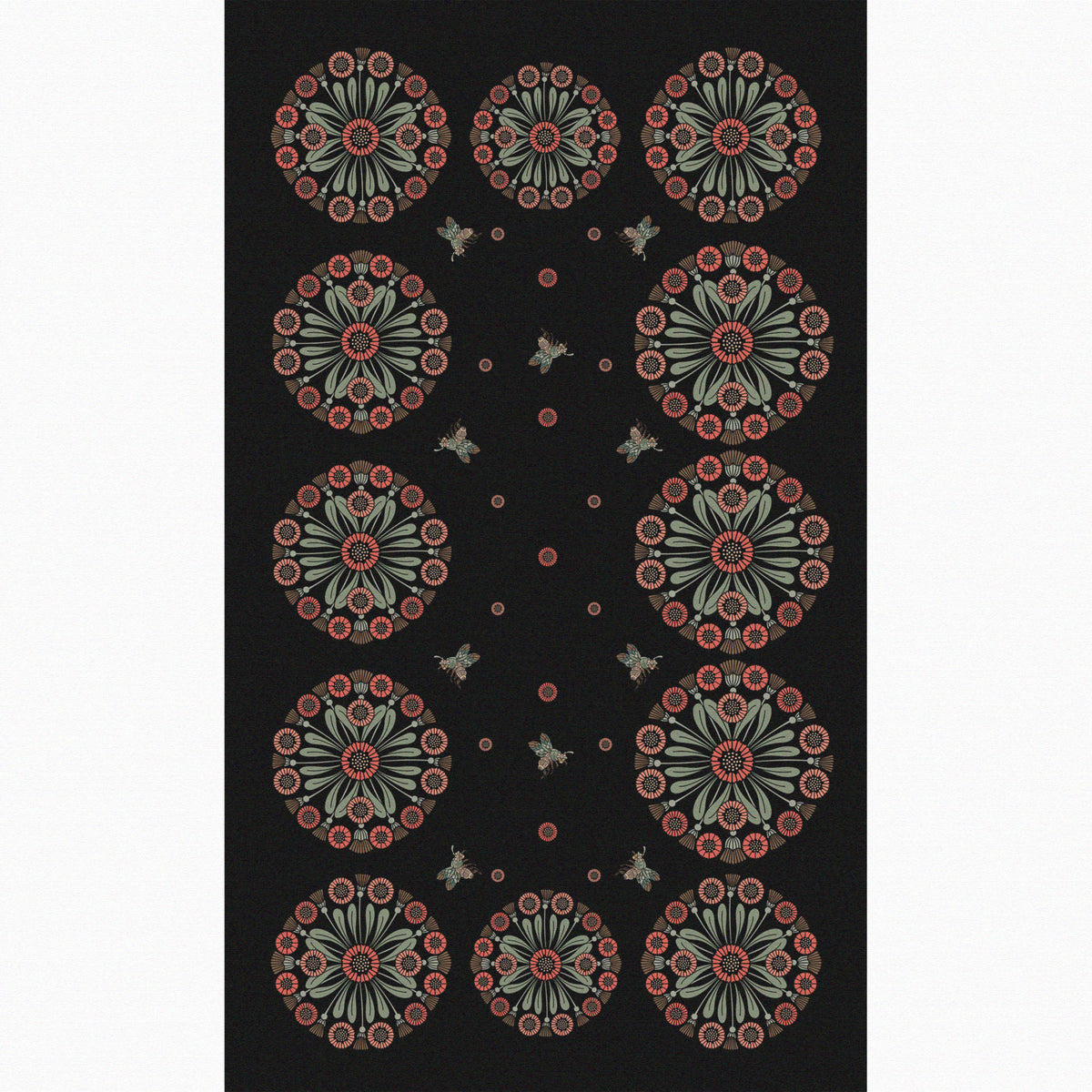 "Daisy Chain" Linen Tablecloth