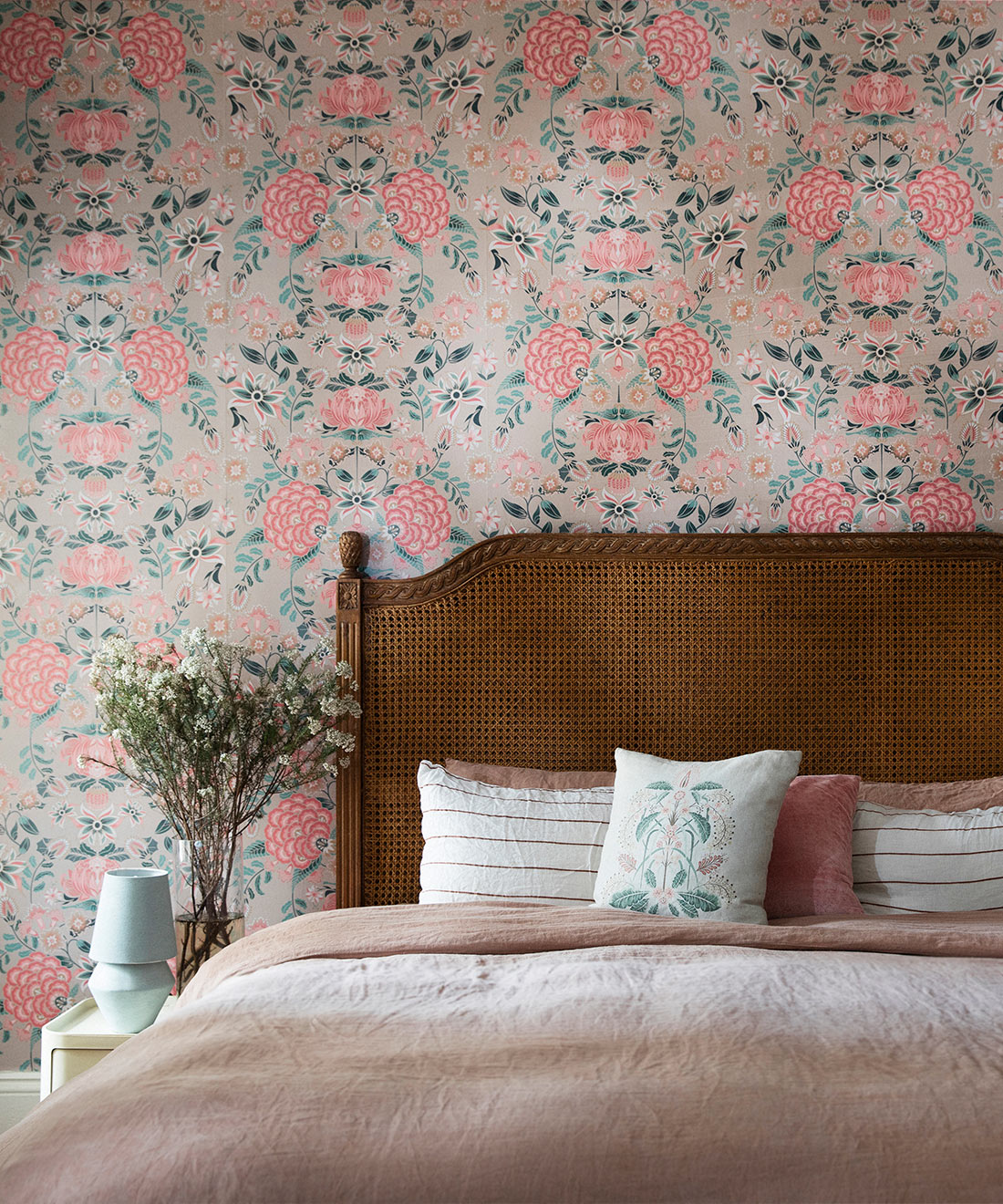 Waratah Wonderland Wallpaper