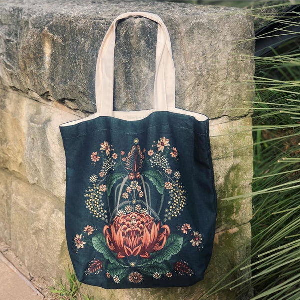 "Bush Bouquet" Belgian Linen Shopping Bag - Navy
