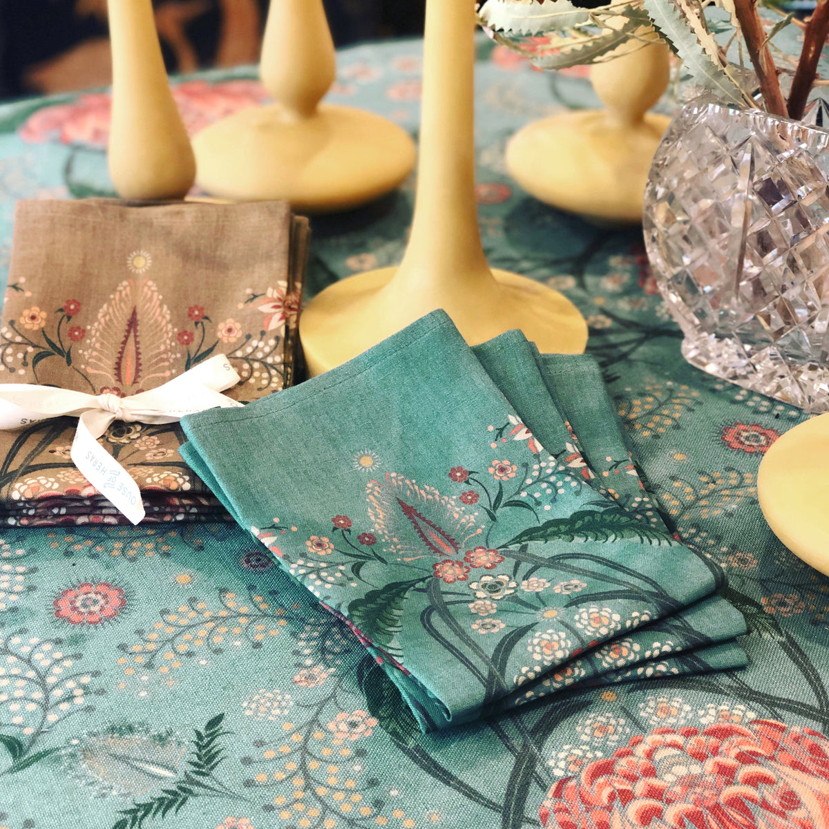 "Bush Bouquet" Linen Napkins - Teal - SET OF 4