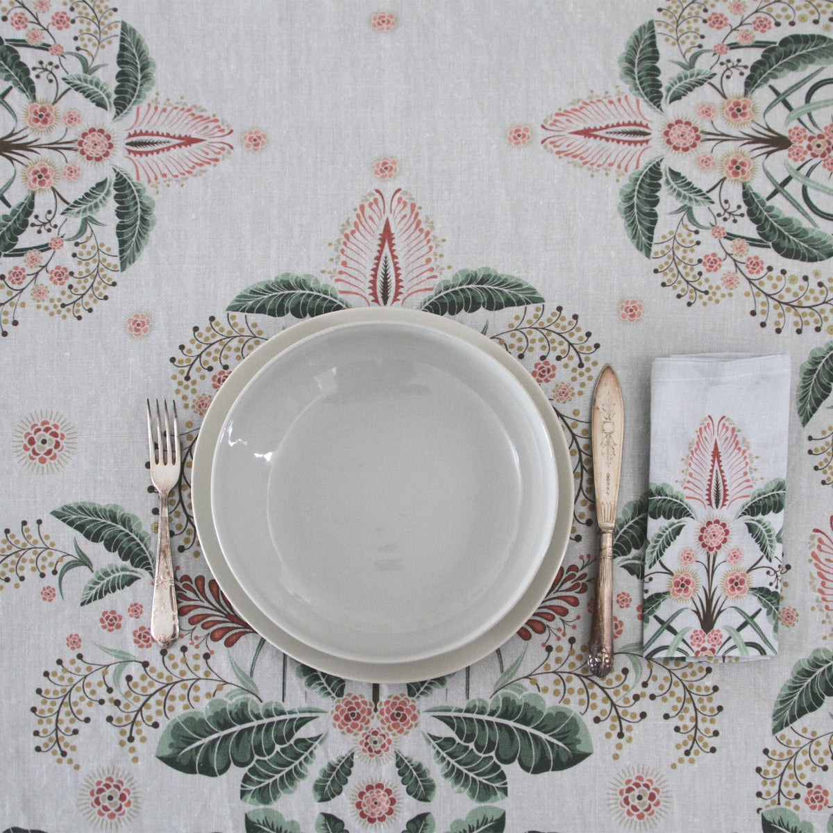 "Wattle Delight" Linen Napkins - Silver - SET OF 4