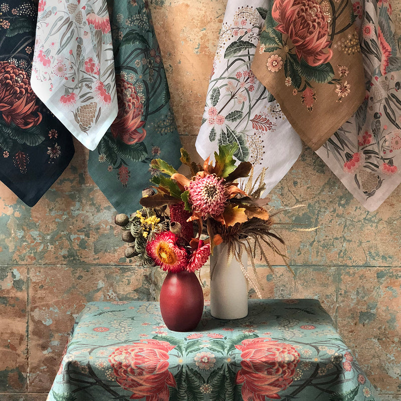 "Bush Bouquet" Linen Tablecloth - Teal