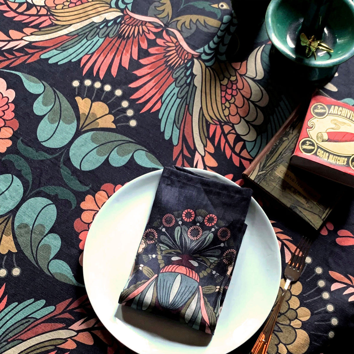 "Bees Knees" Linen Napkins - SET OF 4